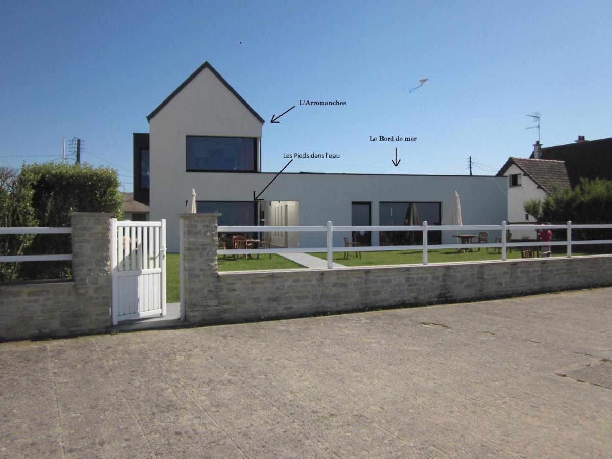 Gites "Plage" Ou "Pieds Dans L'Eau" En Front De Mer A Asnelles , 3Km D'Arromanches, 10Km De Bayeux Exterior photo